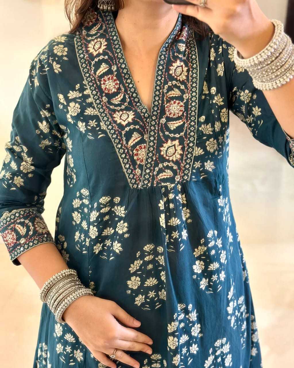 Bloom Boldly ? XXL Cotton Dress with Beautiful Embroidery & Print(L) - Image 4